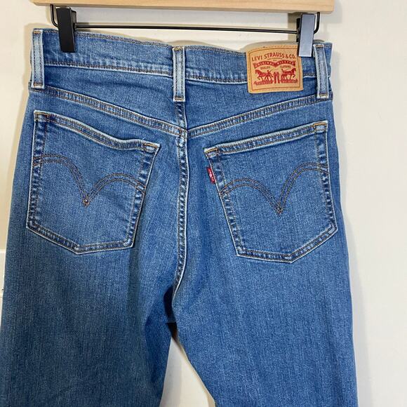 Levi's Wedgie Straight Leg Denim Jeans Medium Wash Raw Hem High Rise Sz 29 - Picture 8 of 13